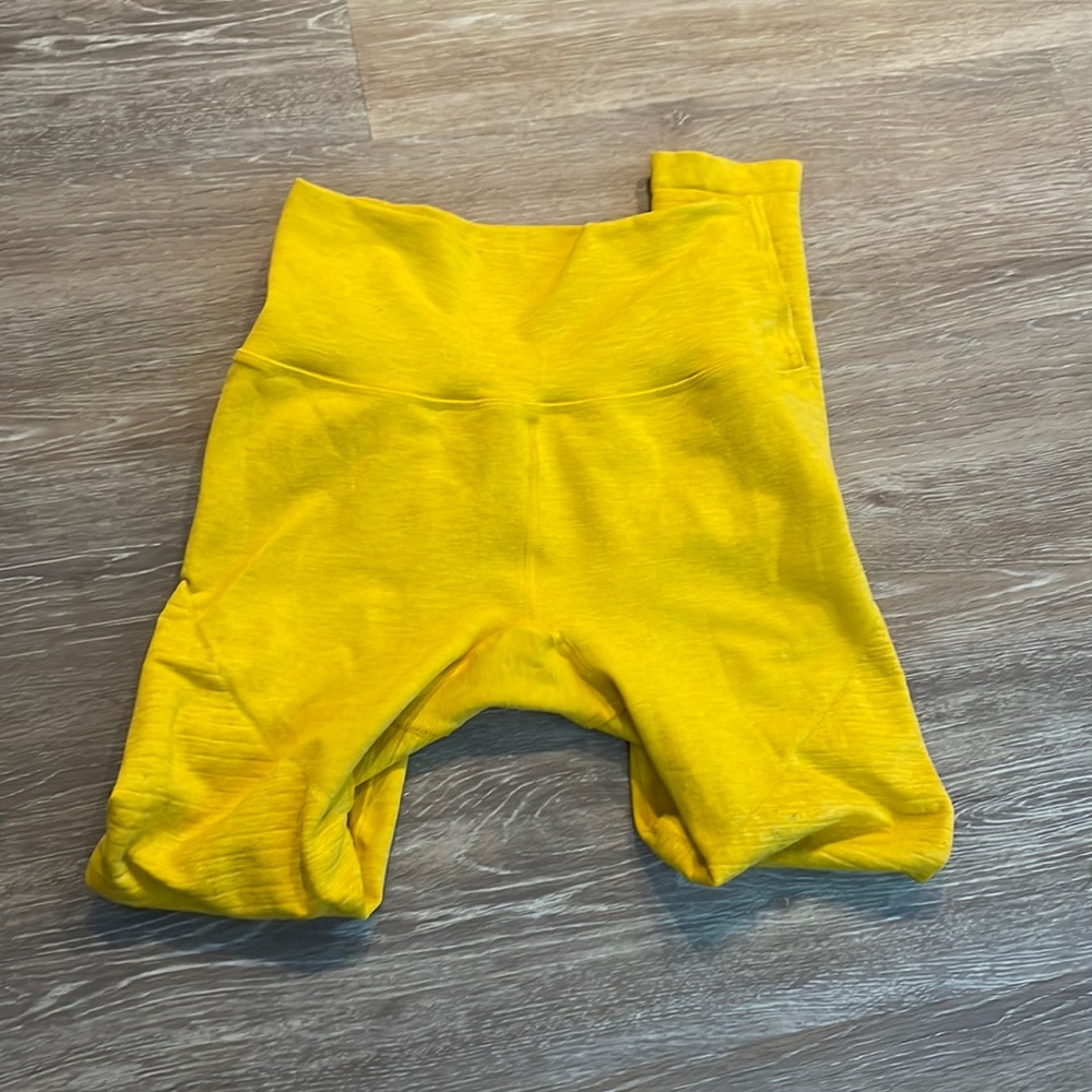 Alphalete Revivals R6 - Yellow